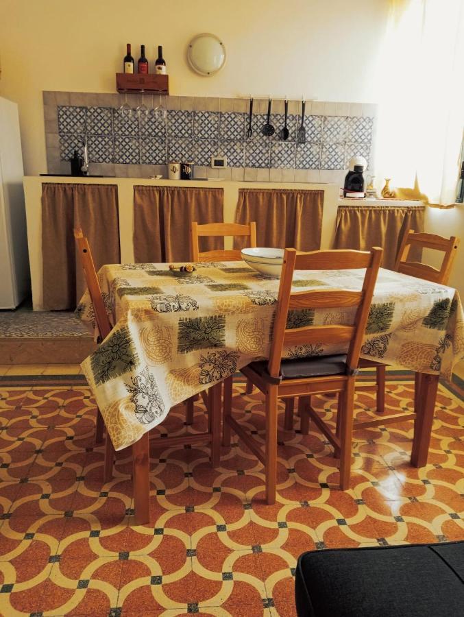 A Due Passi Dal Porto Apartment Трапани Екстериор снимка
