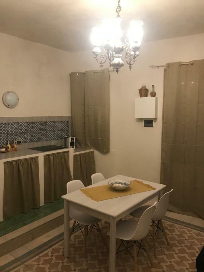 A Due Passi Dal Porto Apartment Трапани Екстериор снимка